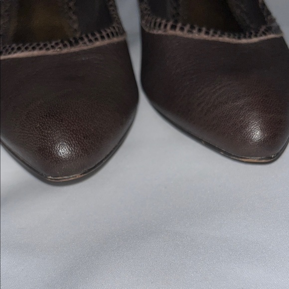 ChicLeather Women's Heels used good condition - Picture 8 of 16